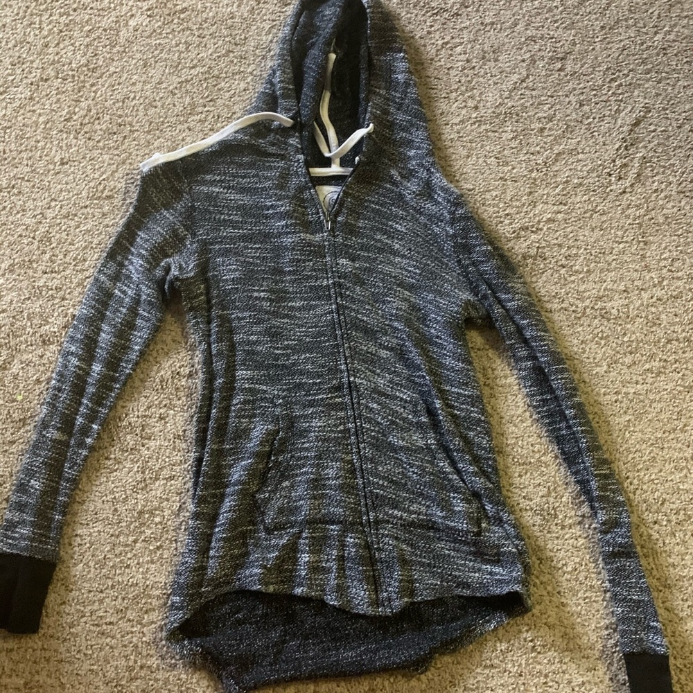 Closet clean out!! - Picture 2 of 2